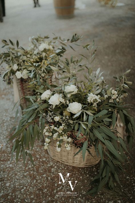 Olive Branch Wedding, Greek Islands Wedding, Basket Flower Arrangements, Olive Wedding, Wedding Tableware, Olive Branches, Country Chic Wedding, Boho Wedding Decorations, Lodge Wedding