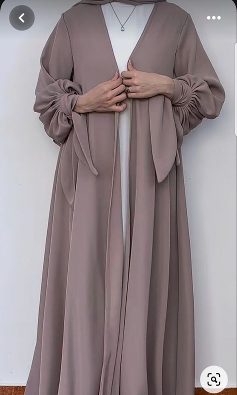 Stylish Burqa Designs, Burqa Designs, Muslimah Fashion Casual, Abaya Designs Latest, Islamic Fashion Dresses, Abaya Collection, Moslem Fashion, Abaya Design, Modest Dresses Fashion