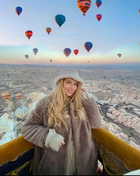 Cappadocia Turkey Winter, Istanbul Turkey Winter Outfit, Capadocia Turkey Outfit, Cappadocia Outfit Winter, Capadocia Photo Ideas, Istanbul Turkey Outfit Winter, Cappadocia Photo Ideas, Capadocia Outfit, Turkey Winter Outfit