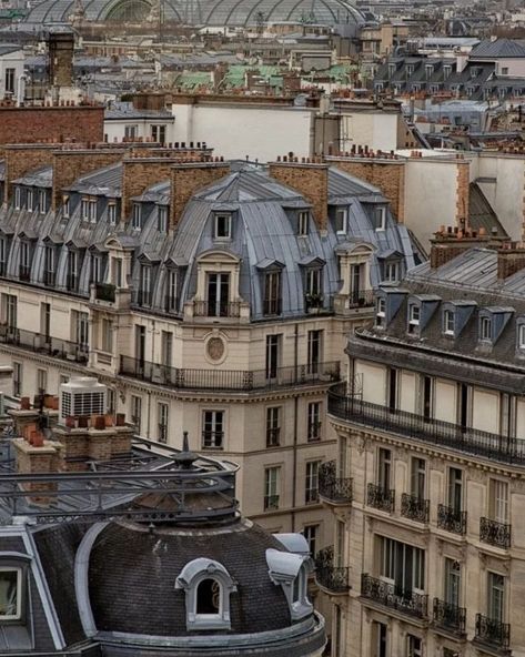 #LaCornueHeritage: Misty mornings in Paris 💙 Glimpse how the intricacy of the Parisian architecture translates to the detailing of our… | Instagram French Heritage, French Buildings Aesthetic, Paris France Architecture, Parisian Buildings Architecture, La Cornue Chateau, Le Chardenoux Paris, Montparnasse Paris View, Parisian Architecture, French Architecture