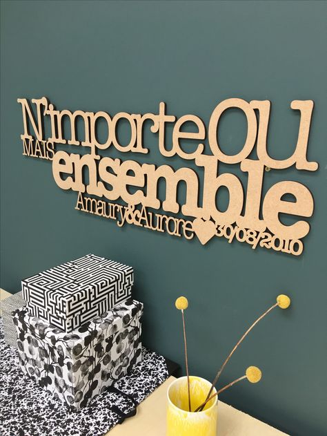 Personnalisez vos messages ! créations réalisées rien que pour vous, rien que par nous !  Et vous pouvez les personnaliser à l’infini,  Dim max 40x70mm ! A vous de jouer avec les mots ! @prénoms #Citation #Décoration en bois personnalisable à la demande # découpe laser, à poser ou à accrocher  #Cadeau idéal  #mariage #grandes occasions #naissance #anniversaire #caketopper #cadre #decoration  #laser #cadre bois #jesuisvenutedire.com Grown Up Parties, Framed Wedding Photos, Wedding Deco, Vintage Chic, Logo Inspiration, Interior Styling, Mural, Home Decor Decals, Home Decor