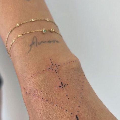 Shaylin - fineline tattoo Melbourne on Instagram: "Stunning wrist ornament for @beautybyadayah ✨ Healed Amore 12+ months old" Tato Minimal, Fineline Tattoo, Hand And Finger Tattoos, Handpoke Tattoo, Small Pretty Tattoos, Petite Tattoos, Hand Tattoos For Women, Wrist Tattoos For Women, Stylist Tattoos