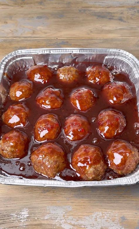 Smoked bbq meatballs Smoked Bbq Meatballs, Smoker Meatballs, Simple Bbq Sauce, Smoked Meatballs, Smoked Bbq, Bbq Meatballs, Meat Smoker, Smoked Meat Recipes, Smoked Meat