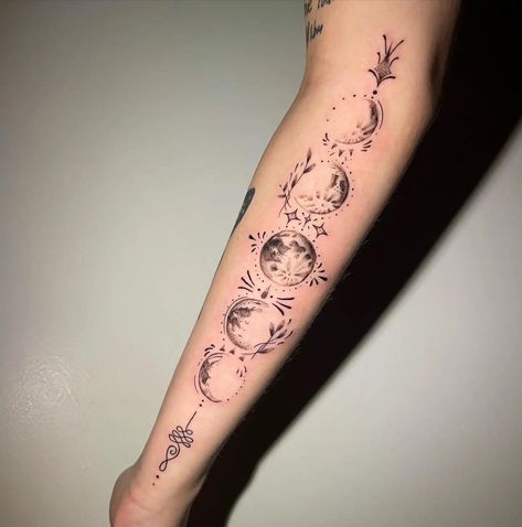 Moon Phase Tattoo Arm, Multiple Tattoos On Arm, Baddie Tats Arm, Moon Phase Tattoos, Moon Phases Tattoo Designs, Phases Of The Moon Tattoo, Moon Phase Tattoo, Body Expressions, Baddie Tats