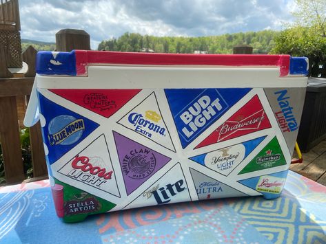 Painted Frat Cooler Ideas, Custom Cooler Ideas, Cooler Decorating Ideas, Fraternity Coolers Ideas, Frat Coolers Ideas Fraternity, Yeti Cooler Ideas, Natty Light Cooler Painting, Frat Cooler Inspiration, Frat Cooler Painting