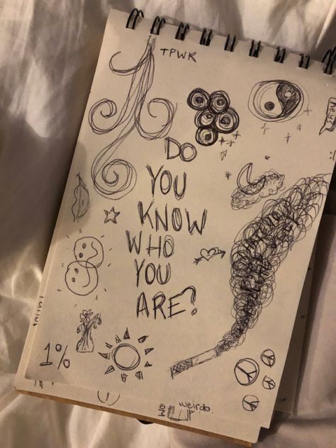 Harry Styles Sketchbook, Harry Styles Journal Ideas, Harry Styles Drawing Sketches, Harry Styles Sketch, Harry Styles Doodles, What Can I Draw, Harry Styles Lights Up, Harry Styles Drawing, Harry Styles Aesthetic