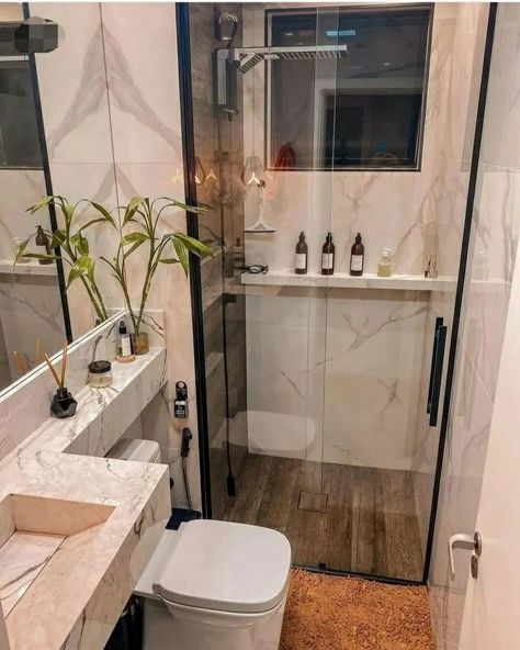 Small Bathroom Interior, Casa Country, Washroom Design, Casa Vintage, Bathroom Design Decor, Bathroom Inspiration Decor, Bathroom Ideas Modern, Tiny Bathroom, Bathroom Layout