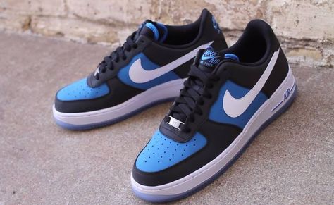 NIKE AIR FORCE 1 BLACK/PHOTO BLUE Nike Air Force 1 Black, Black Air Force 1, Nike Air Force 1 Custom, Preppy Shoes, Blue Air, Air Force 1 Custom, Black Photo, Tenis Nike, Custom Air Force 1