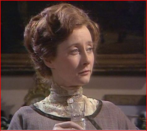 Gemma Jones in Duchess of Duke St. - fantastic Gemma Jones, British Tv Series, Tv Series To Watch, Film And Tv, Character Actor, British Tv, British Actresses, Silent Film, Old Tv