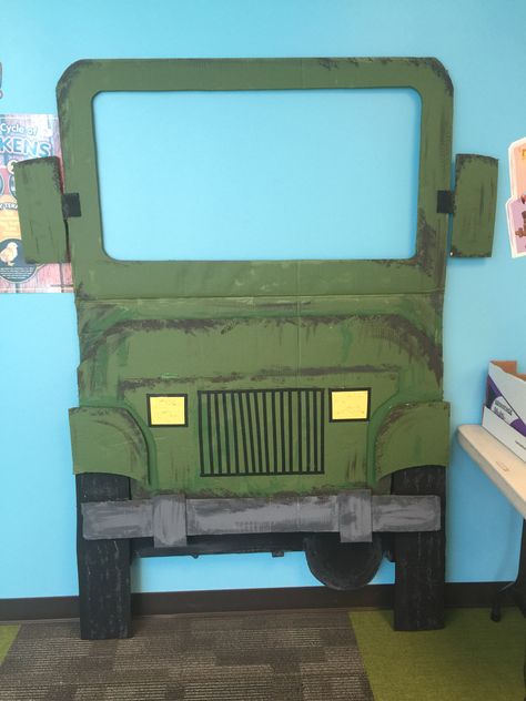 Jeep cut-out for decoration. Safari Jeep Cardboard Diy, Jeep Photo Booth, Cardboard Jeep, Zoomerang Vbs, Jungle Vbs, Weird Animals Vbs, Retirement Decorations, Safari Scene, Party Image