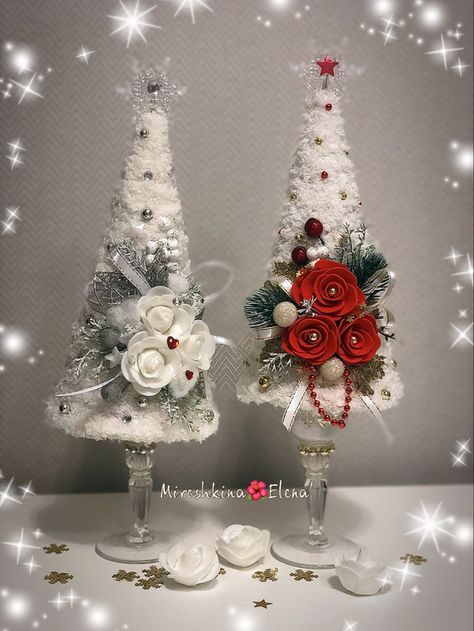 Christmas Cones, Christmas Tree Decorations Diy, Christmas Centerpieces Diy, Christmas Tree Inspiration, Diy Christmas Decor, Christmas Themes Decorations, White Christmas Trees, Christmas Tree Crafts, Holiday Crafts Christmas