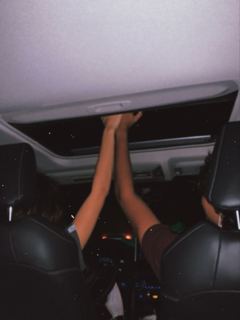 Black Couple Road Trip, Road Trip Aesthetic Friends Black, Road Trip Aesthetic Couple, Couple Car Ride, Road Trip Date, Couple Road Trip, Boyfriend Activities, Couples Road Trip, Couple Car Poses