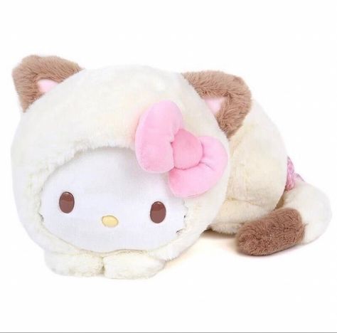 Rilakkuma Collection, Cat Stuffed Toy, Hello Kitty Cat, Cat Cushion, Hello Kitty Iphone Wallpaper, Kawaii Plushies, Hello Kitty Plush, Hello Kitty Items, Cute Stuffed Animals