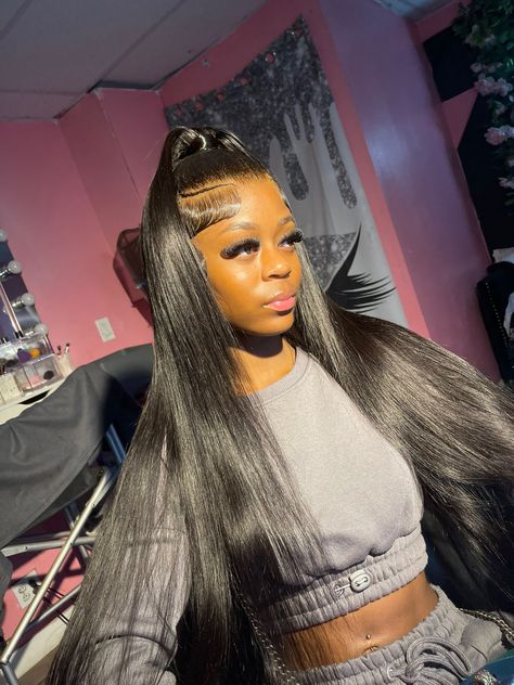 Half Up Half Down Straight Wig, Half Up Half Down Straight Hair, Cute Weave Hairstyles, Wigs Styles, Diy Hair Wig, Lace Wigs Styles, Cornrows Braids For Black Women, Teenage Hairstyles, Frontal Wig Hairstyles