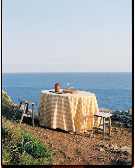 Beach Still Life, Slow Summer, Sunset Picnic, Comer See, Italian Summer, Instagram Creative, Menorca, Summer Dream, Food Delivery