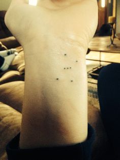 Stick N Poke Tattoos, Orion Tattoo, Continuous Line Tattoo, Minimalist Tattoo Meaning, Diy Tattoo Permanent, Paris Tattoo, Typography Tattoo, French Tattoo, Single Line Tattoo