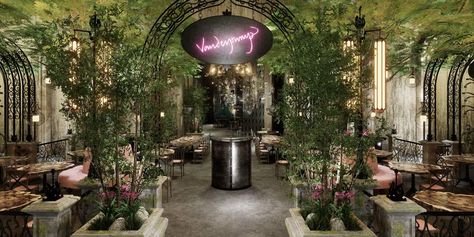 Rendering of Vanderpump Cocktail Garden entrance Vegas Strip Map, Las Vegas Strip Map, Cocktail Garden, Caesars Palace Las Vegas, Restaurant Plan, Las Vagas, Lisa Vanderpump, Garden Entrance, Caesars Palace