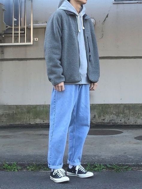 Doc Martens Outfit, Vintage Man, Mens Outfit Inspiration, Mens Fashion Streetwear, Stylish Mens Outfits, Hoodie Outfit, Men Fashion Casual Outfits, Streetwear Men Outfits, 가을 패션