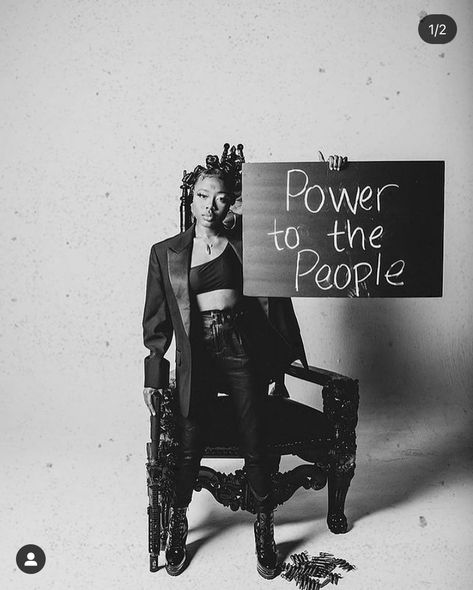 Black Panther Photoshoot Ideas, Black Power Photoshoot Ideas, Black Panther Party Photoshoot, Black Panther Photoshoot, Juneteenth Photoshoot Ideas, Ei Aesthetic, Bhm Photoshoot, Juneteenth Photoshoot, Vintage Black Glamour Aesthetic