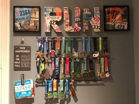 Ways To Display Sports Metals, 5k Medal Display, Display Running Medals, Marathon Medal Display Ideas, Race Medal Display Ideas, Trophy Wall Display Ideas, Sports Memorabilia Display Ideas, Hanging Medals Ideas, Medal Display Ideas Diy