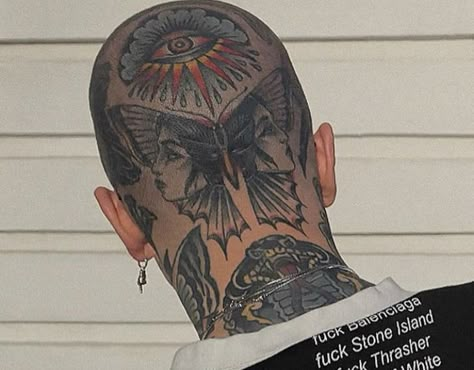 Top Head Tattoo, Trad Neck Tattoo, Top Of Head Tattoo, Traditional Head Tattoo, Head Tattoo Men, Skull Couple Tattoo, Palm Tattoo, Trad Tattoos, Alt Men