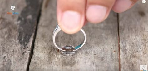 How To Make Rings Out Of Hot Glue, How To Make A Ring Fit Tighter, Ring Too Big Hack, How To Make Diy Rings With Nail Polish, Diy Ring Size Adjuster, Glue On Bails Jewelry, Ring Size Adjuster Hack, Make A Ring Smaller, Diy Wire Rings