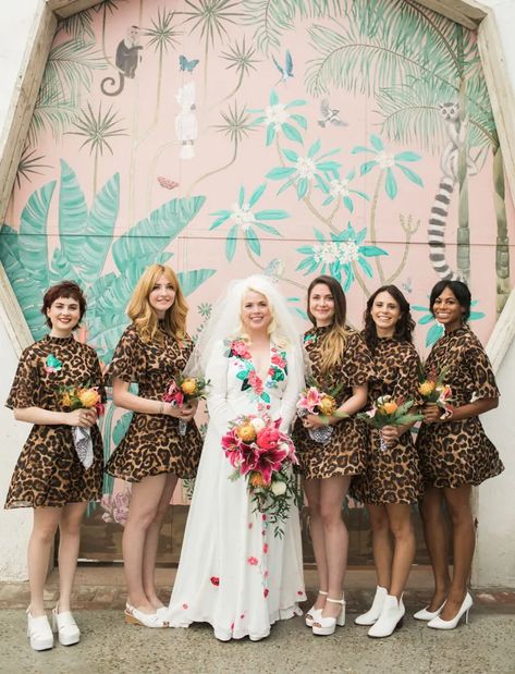 Leopard Print Bridesmaid Dresses, Groovy Wedding Dress, Funky Wedding Shoes, Funky Wedding Dress, Print Bridesmaid Dresses, Dr Wedding, Animal Print Wedding, Leopard Print Wedding, Leopard Wedding