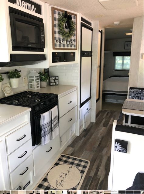 Storage Ideas For Campers, Small Motorhome Remodel, Camper Wallpaper Ideas, Camper Revamp, Trailer Makeover, Motorhome Remodel, Rv Interior Remodel, Camper Interior Design, Tiny House Camper