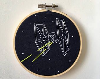 Embroider Jeans, Star Wars Embroidery, Star Wars Tie Fighter, Star Wars Tie, Star Wars Crafts, Tie Fighter, Hand Embroidery Projects, Tableau Art, Embroidery Hoop Art