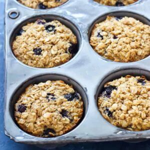 Low Calorie Oatmeal Recipes, Low Calorie Oatmeal, Belle Of The Kitchen, Healthy And Easy Breakfast, Blueberry Baked Oatmeal, Banana Bread Baked Oatmeal, Healthy Banana Recipes, Blueberry Oatmeal Bake, Banana Baked Oatmeal