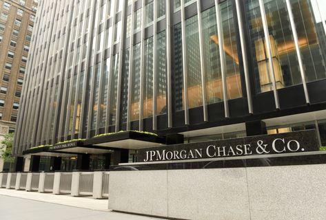 Foster + Partners Chosen to Design JP Morgan Chase Headquarters in New York City Finance Girl, Jp Morgan Chase, Jpmorgan Chase & Co, Jp Morgan, New York City Photos, Chase Bank, Graduate Degree, Foster Partners, Money Market