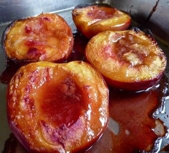 p1010169 Roasted Nectarines, Demerara Sugar, Nectarine, Oven Roast, Frozen Desserts, The Oven, Peaches, Summer Recipes, White Wine