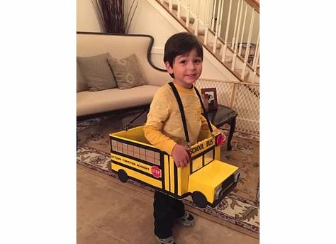 School Bus Costume, Halloween Costume Videos, School Bus Crafts, Kids Bus, Purim Costumes, Halloween Themed Birthday Party, Watermelon Birthday Parties, Toddler School, Diy Halloween Costumes Easy