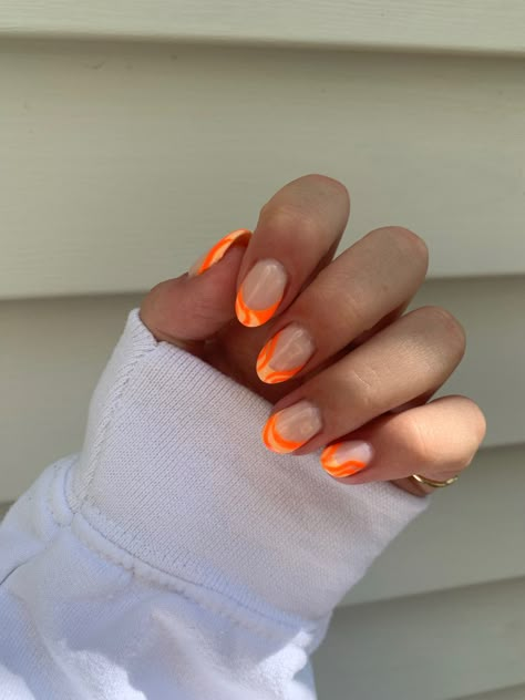 Simple Orange Nails, Orange Design Nails, Orange Nails With Design, Gel Acrylics, Orange Nail Art, Orange Nail, August Nails, Broken Nails, Summery Nails