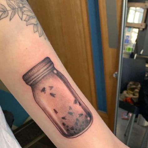 jar of flies tattoo alice in chains tattoo layne staley jerry cantrell grunge grunge tattoo Alice In Chains Dirt Tattoo, Jar Of Flies Tattoo Alice In Chains, Almost Famous Tattoo Ideas, Grunge Music Tattoo, 90s Grunge Tattoo, Nutshell Alice In Chains Tattoo, Alice In Chains Drawing, This Must Be The Place Tattoo, Alice In Chains Tattoo Ideas