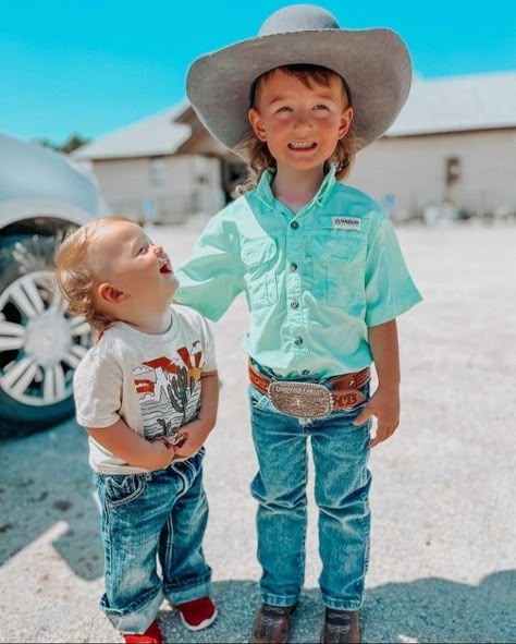 Country Toddler Boy, Country Baby Pictures, Western Baby Boy, Country Boy Outfits, Country Babies, Western Baby Clothes, Baby Boy Cowboy, Western Kids, Country Baby Boy