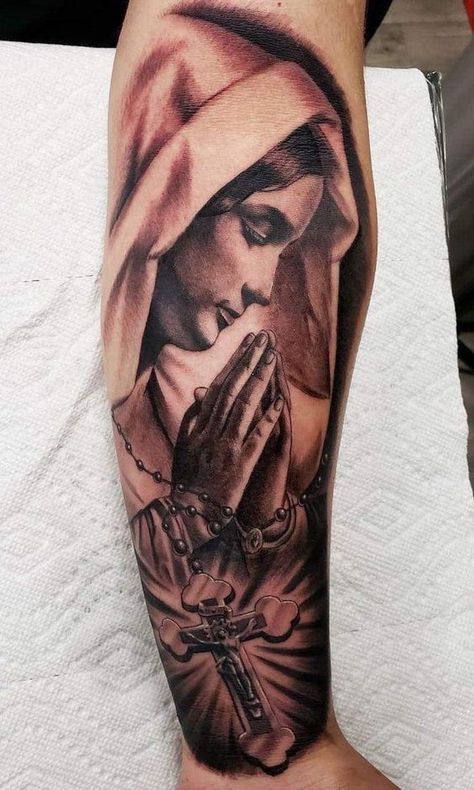 60+ Virgin Mary tattoo ideas: designs on different parts of the body in various styles with pain evaluation. Bonus: a detailed explanation of the meanings. Virgin Mary Tattoo, Mary Tattoo, Religious Tattoo, Virgin Mary, Over 60, Rosary, Tattoo Designs