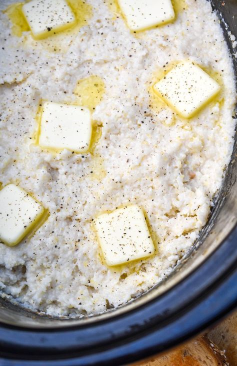 Creamy Crockpot Grits Recipe Grits Recipe Crockpot, Crockpot Grits Slow Cooker, Crockpot Cheese Grits, Crock Pot Grits, Slow Cooker Grits, Grits Recipe Creamy, Crockpot Grits, Food Crockpot Recipes, Quick Grits