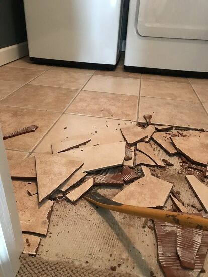 Removing Floor Tiles, Bathroom Remodel Diy, Wood Look Tile Floor, Tile Floor Diy, Cement Tile Floor, Tile Removal, Remodel Diy, Cleaning Painted Walls, Luxury Vinyl Tile Flooring