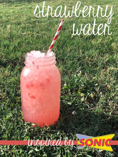 Strawberry Water | theVeggieGirl.com Sonic Drinks, Banana Water, Peach Water, Strawberry Water, Flavored Water Recipes, New Drink, Kids Juice, Peach Syrup, Iced Tea Recipes