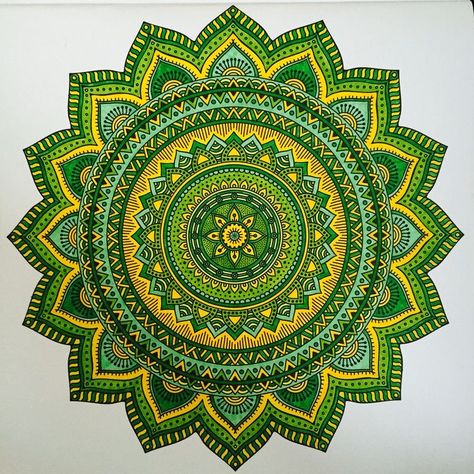 Kitchen Room Designs, Green Mandala Art, Health And Food, Green Mandala, Mandala Meditation, Easy Mandala Drawing, Food Education, Mandala Art Therapy, Simple Mandala