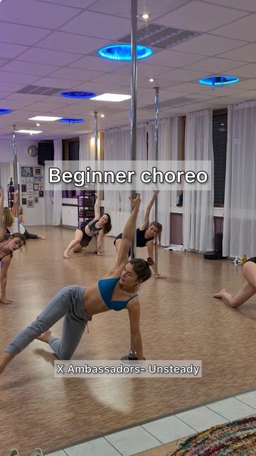 Pole Dance Studio | Rosenheim 🇩🇪 on Instagram: "An easy choreo that does not require much strength, but goes more into coordinating the tricks in order to get fluid movement. We teach this in Level 2 Tricks & Choreo Level, after around 6 months of Pole Dance. Each level in our studio takes 8 weeks to be completed, after which you can go further in the next level, you can choose to repeat the same one or go lower and repeat the basics. #polechoreo #polestatic #pdstatic #poleclass #poleroutine # Pole Dance Basics, Low Flow Pole Dance, Easy Pole Tricks, Pole Choreography, Pole Dance Debutant, Pole Dancing Class, Pole Dancing For Beginners, Pole Dance Studio, Pole Classes