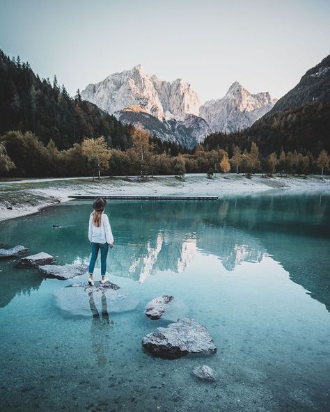 Bettina Halas 🌙 on Instagram: “Sunrise at Lake Jasna in Slovenia 🤍 I do miss photography in the mountains and going on roadtrips but now I finally have the time again for…” Piran Slovenia Photography, Lake Jasna Slovenia, Slovenia Mountains, Slovenia Landscape, Triglav National Park Slovenia, Logarska Dolina Slovenia, Travel Photography Europe, Hawaii Usa, Slovenia Travel