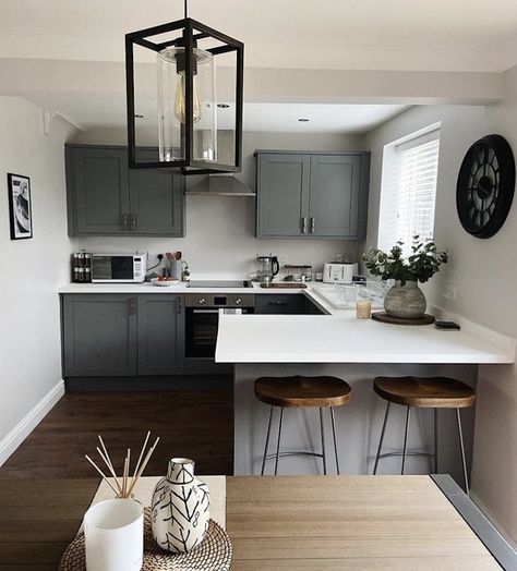 Malvern House, Howdens Kitchens, Modern Grey Kitchen, Small Modern Kitchens, Grey Kitchen Designs, Open Plan Kitchen Living Room, Victorian Kitchen, Nook Ideas, Kitchen Interiors