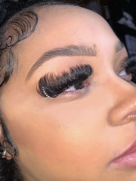 Lashes With Rhinestones, Rhinestone Lashes, Lash Extensions With Rhinestones, Lash Extensions Styles Birthday, Lash Extensions Styles Dramatic, Lashes With Diamonds On Them, Mega Lashes With Spikes, Mega Volume Lash Extensions, Dramatic Lashes With Bottoms