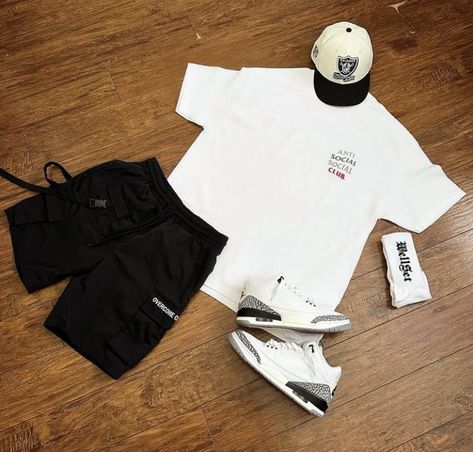 White Cement Outfit, Vacation Outfits Men, Outfits Men Streetwear, Jordan 4 White, Guys Fits, Hype Clothing, Dope Fits, Black Men Fashion Swag, White Cement