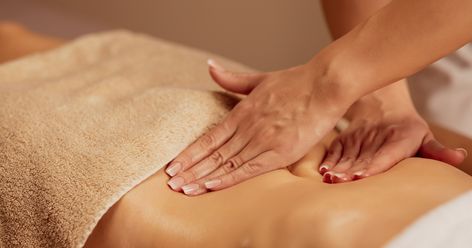 We explore the history of lymphatic massages, which help drain toxins from the body's lymph nodes and have deep roots across Latinx beauty culture. Slow Down Metabolism, Lymph Drainage Massage, Massage Pictures, Drainage Massage, Lymph Drainage, Beauty Culture, Wellness Massage, Hand Massage, Healthy Lifestyle Habits