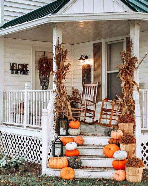 9 Designer-Approved Tips for Your Best Fall Front Porch Yet, No Matter the Size Decorating A Small Front Porch, Small Fall Porch, Front Porch For Fall, Small Porch Decorating, Small Porch, Small Front Porch, Metal Patio Furniture, Pumpkin Display, Cozy Chair