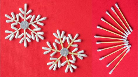 DIY Snowflakes Using Earbuds | Christmas Decor Ideas | Christmas Ornaments | DIY Decoration Earbuds Craft Ideas, Christmas Craft Videos, Earbuds Diy, Diy Snowflakes, How To Make Snowflakes, Craft From Waste Material, Cardboard Crafts Diy, Waste Material, Snow Flakes Diy