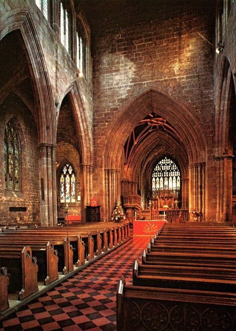 The 14th century nave of Nantwich Parish Church 14th Century Aesthetic, Old Church Interior, Gothic Church Interior, Old Catholic Church, Medieval Church, Church Aesthetic, Old Country Churches, Gothic Cathedrals, Cathedral Architecture